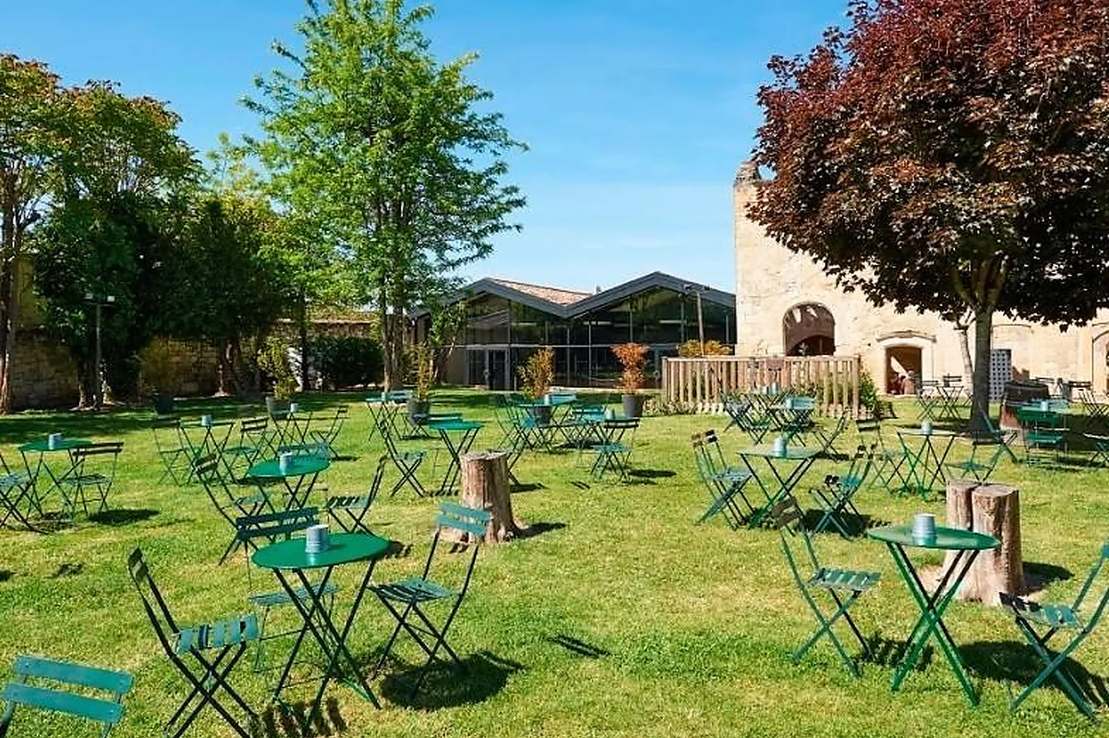 Lieux événementiels, LE CLOÎTRE DES CORDELIERS