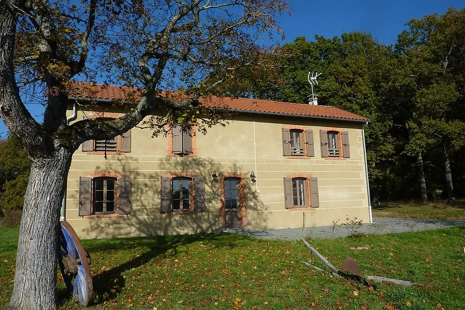 Lieux événementiels, LE CLOS DE FÉLINES