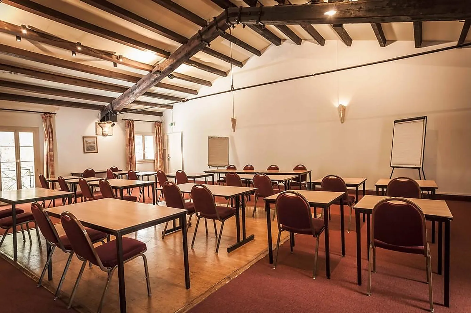 Lieux événementiels, LE CLOS DE L'AUBE ROUGE