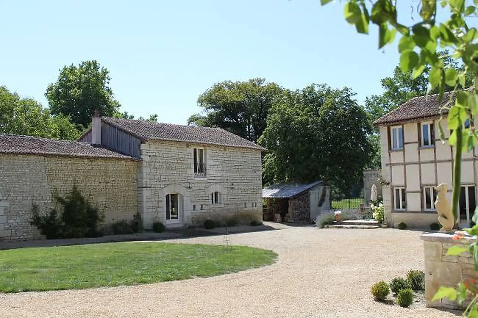Lieux événementiels, LE CLOS DE SAIRES