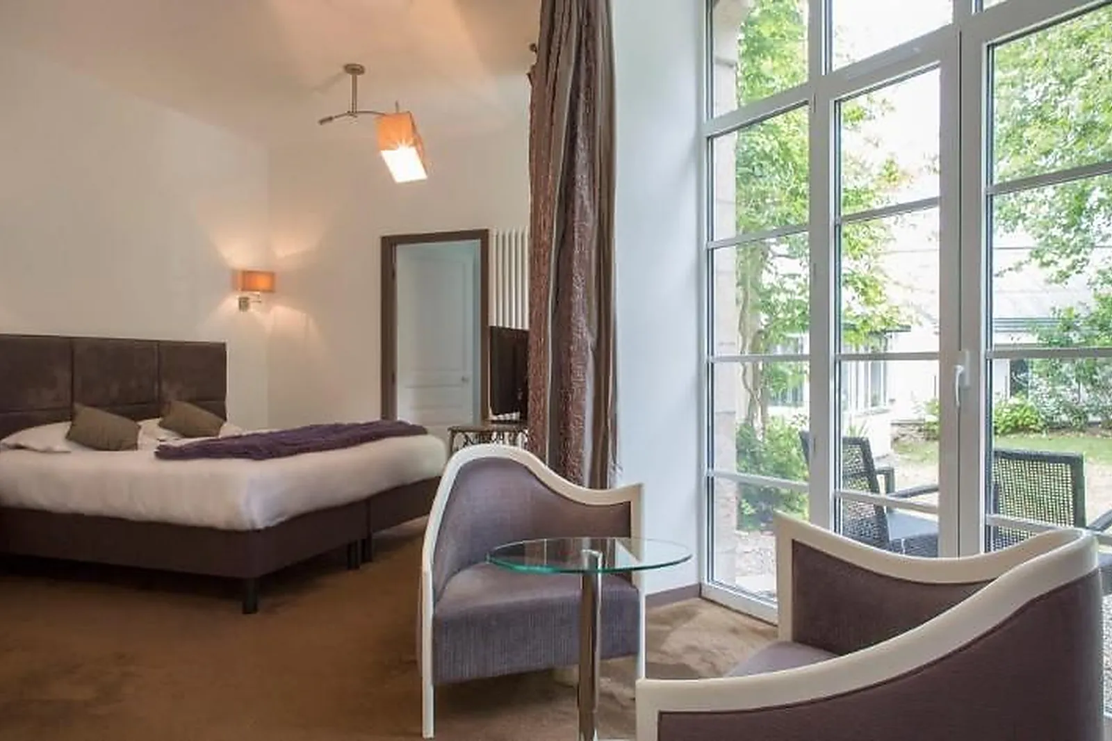 Lieux événementiels, LE CLOS DE VALLOMBREUSE