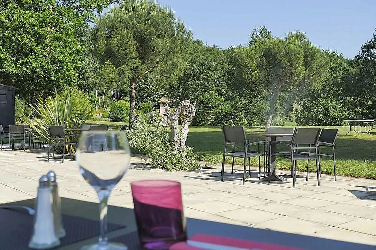 Lieux événementiels, LE CLOS DES CÈDRES