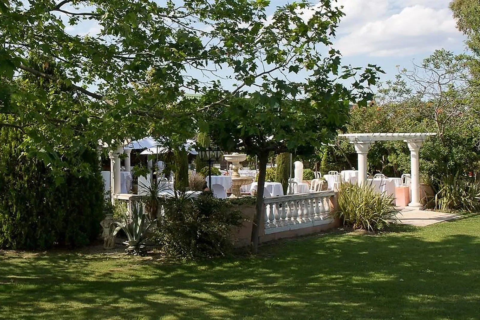 Lieux événementiels, LE CLOS DES LYS