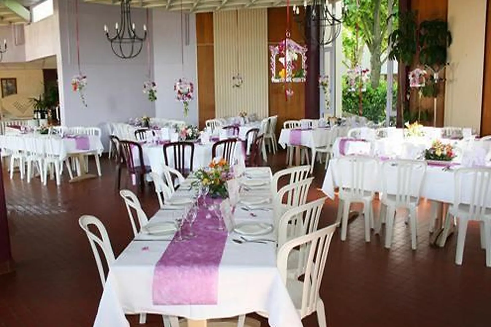 Lieux événementiels, LE CLUB