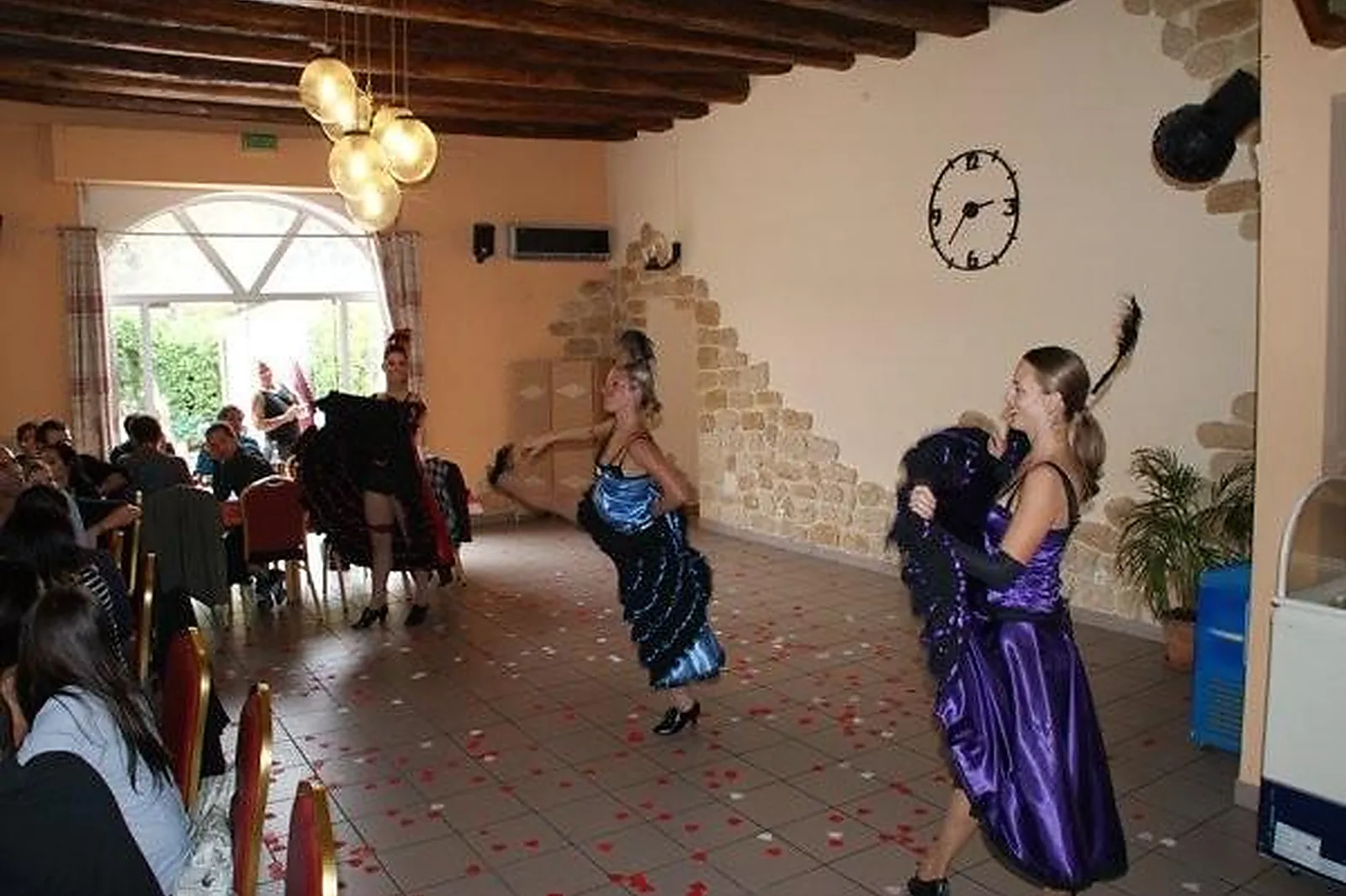 Lieux événementiels, LE CLUB HOUSE