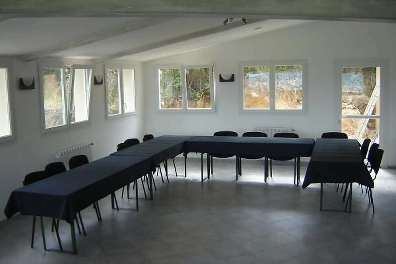 Lieux événementiels, LE COL DE L'ANGE