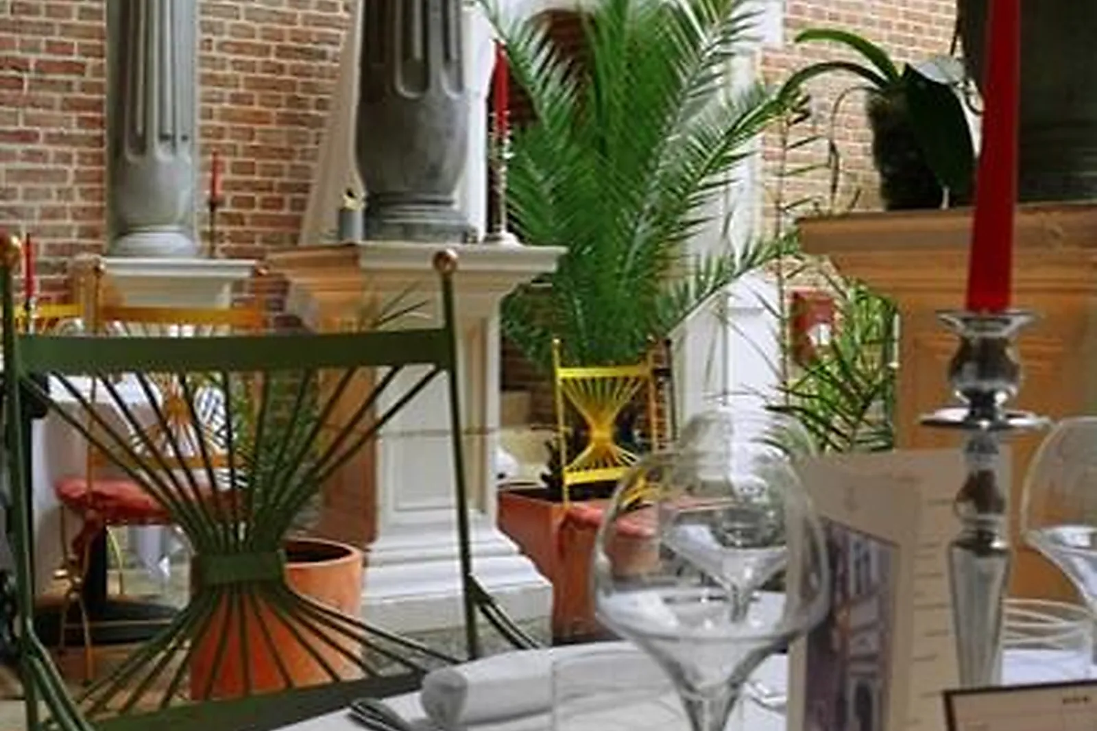 Lieux événementiels, LE COMPOSTELLE