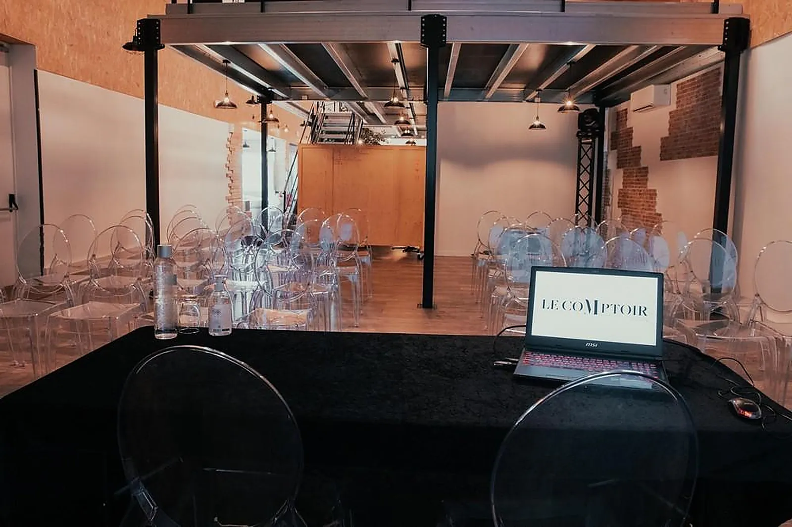 Lieux événementiels, LE COMPTOIR FAMECK