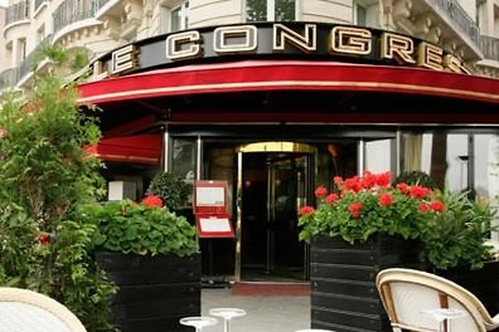 Lieux événementiels, LE CONGRÈS MAILLOT