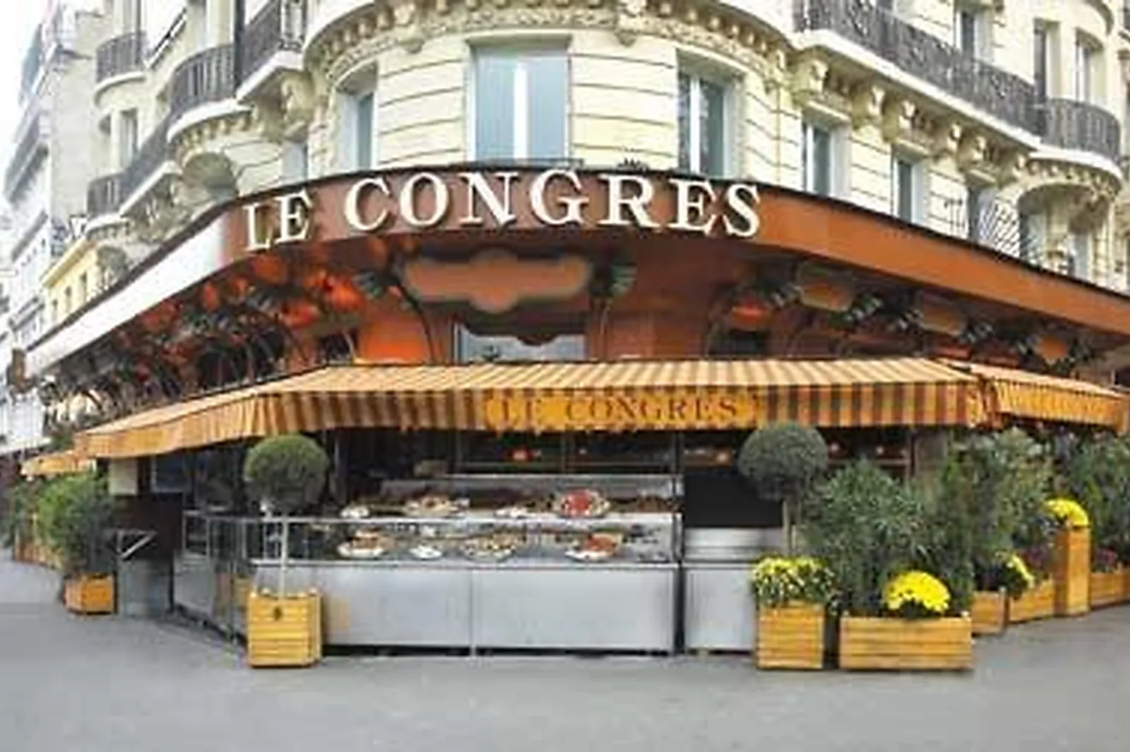 Lieux événementiels, LE CONGRÈS MAILLOT