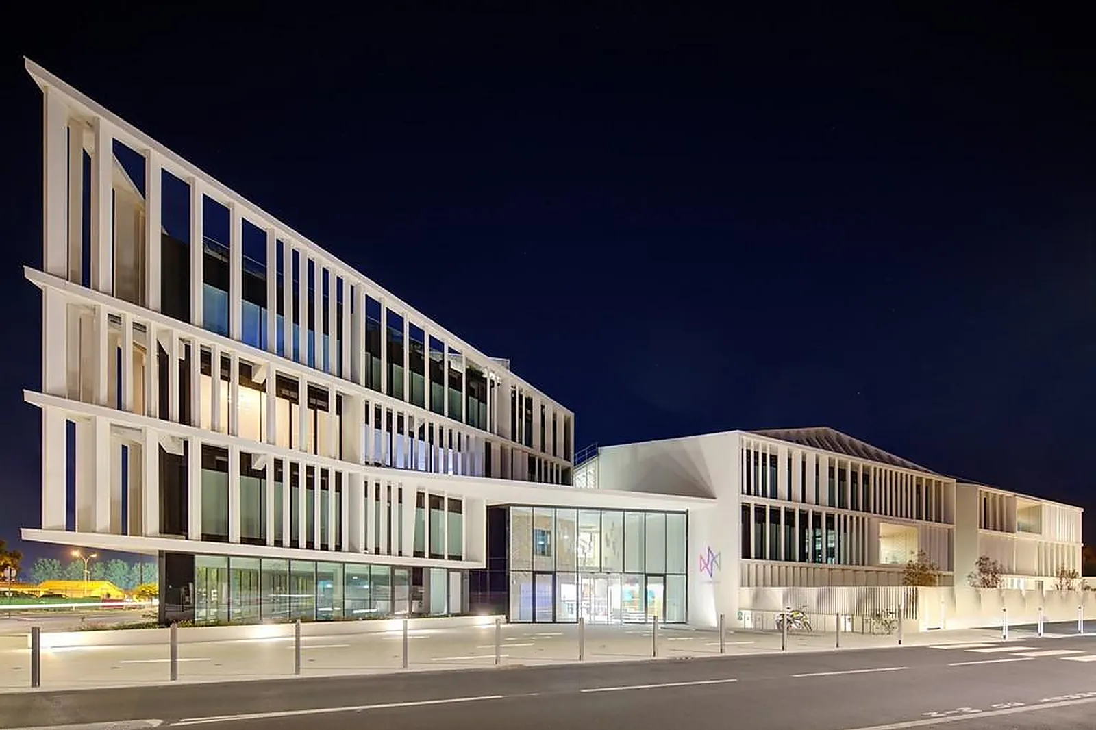 Lieux événementiels, LE CONNECTEUR