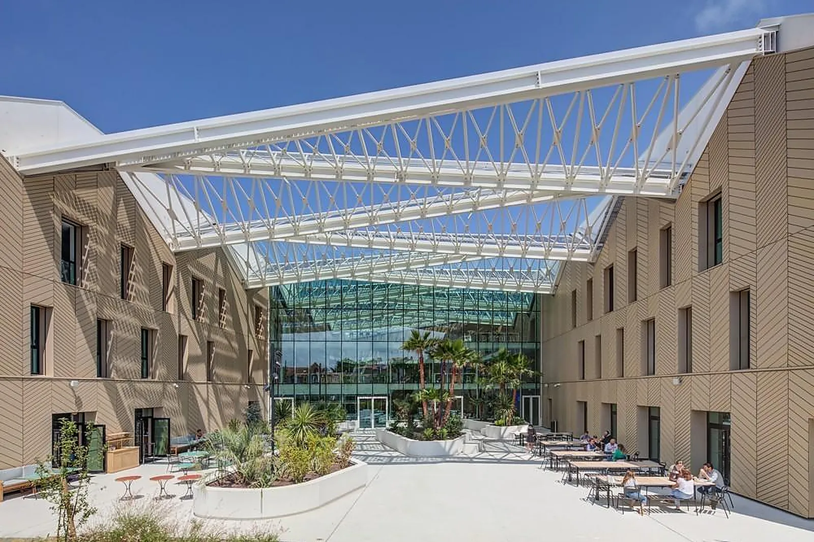 Lieux événementiels, LE CONNECTEUR