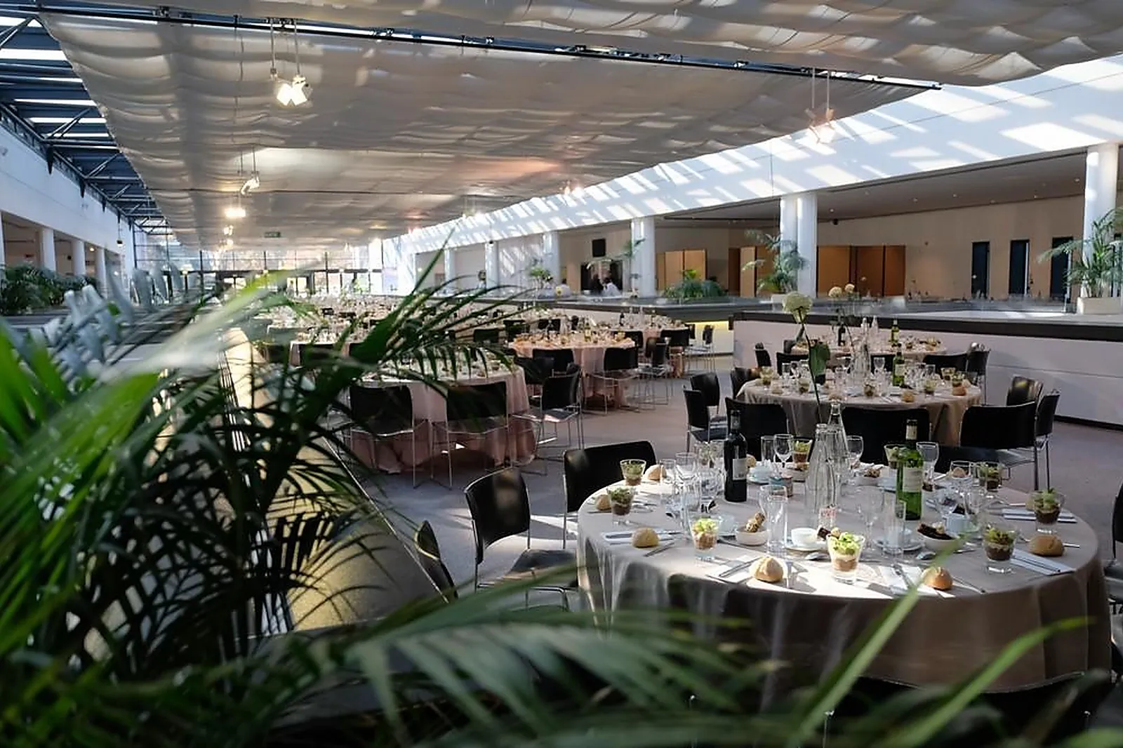 Lieux événementiels, LE CORUM