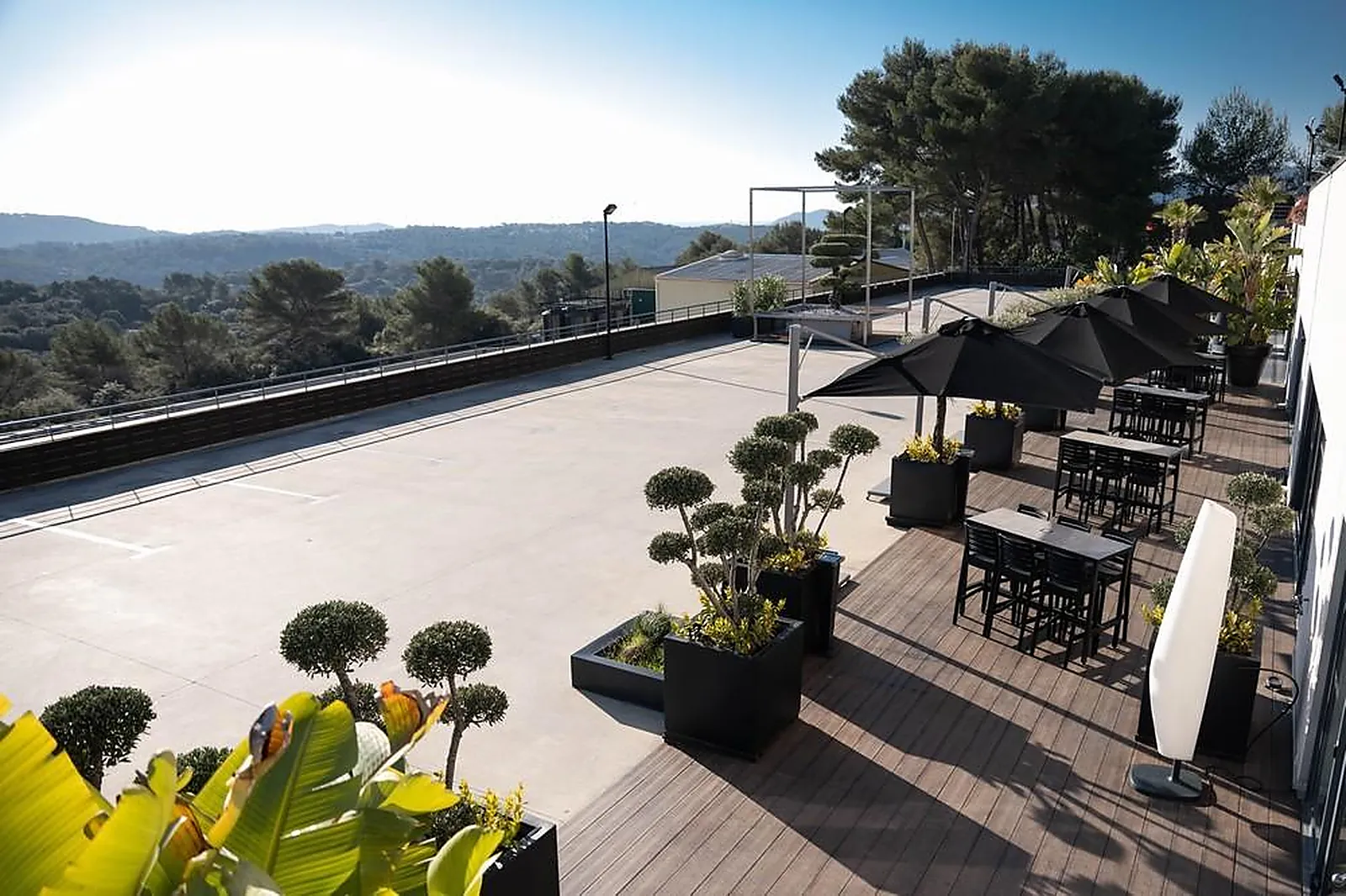 Lieux événementiels, LE CUBE RÉCEPTIONS