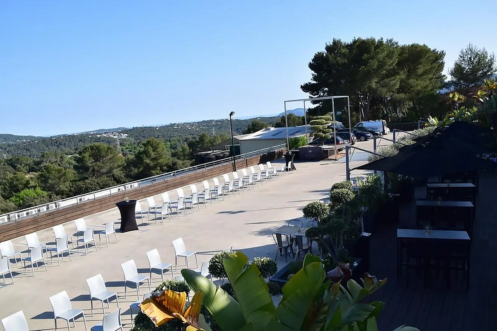 Lieux événementiels, LE CUBE RÉCEPTIONS