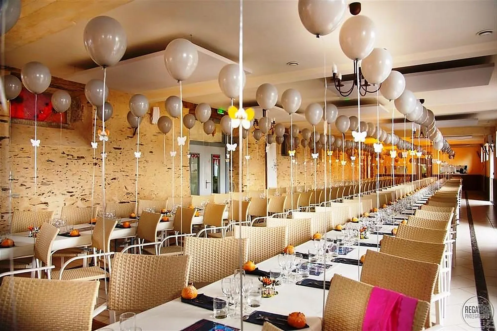 Lieux événementiels, LE D À 7 FACES