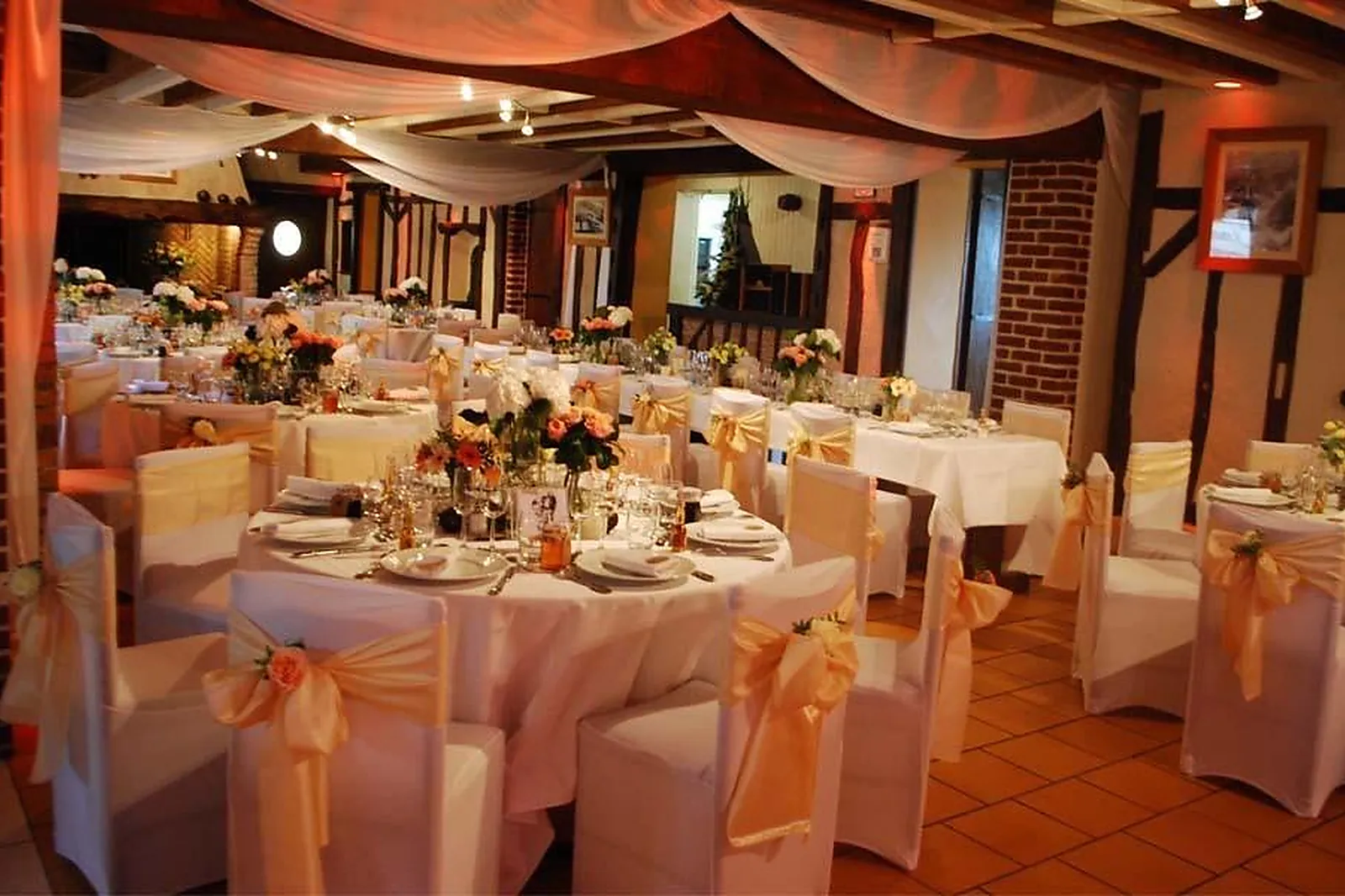 Lieux événementiels, LE DOUX MARAIS