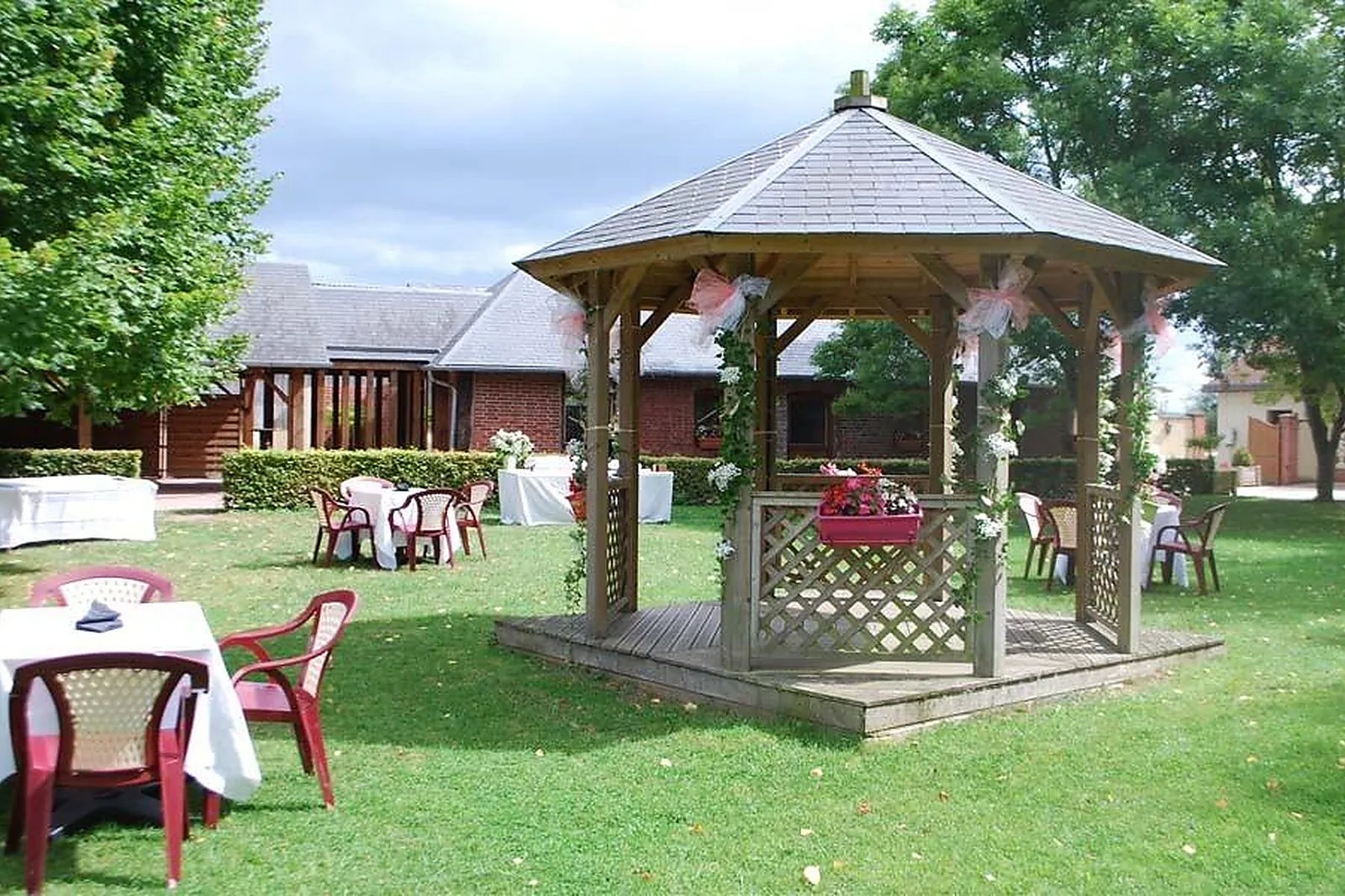 Lieux événementiels, LE DOUX MARAIS