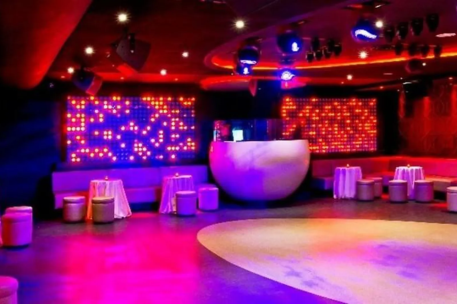 Lieux événementiels, LE DUPLEX