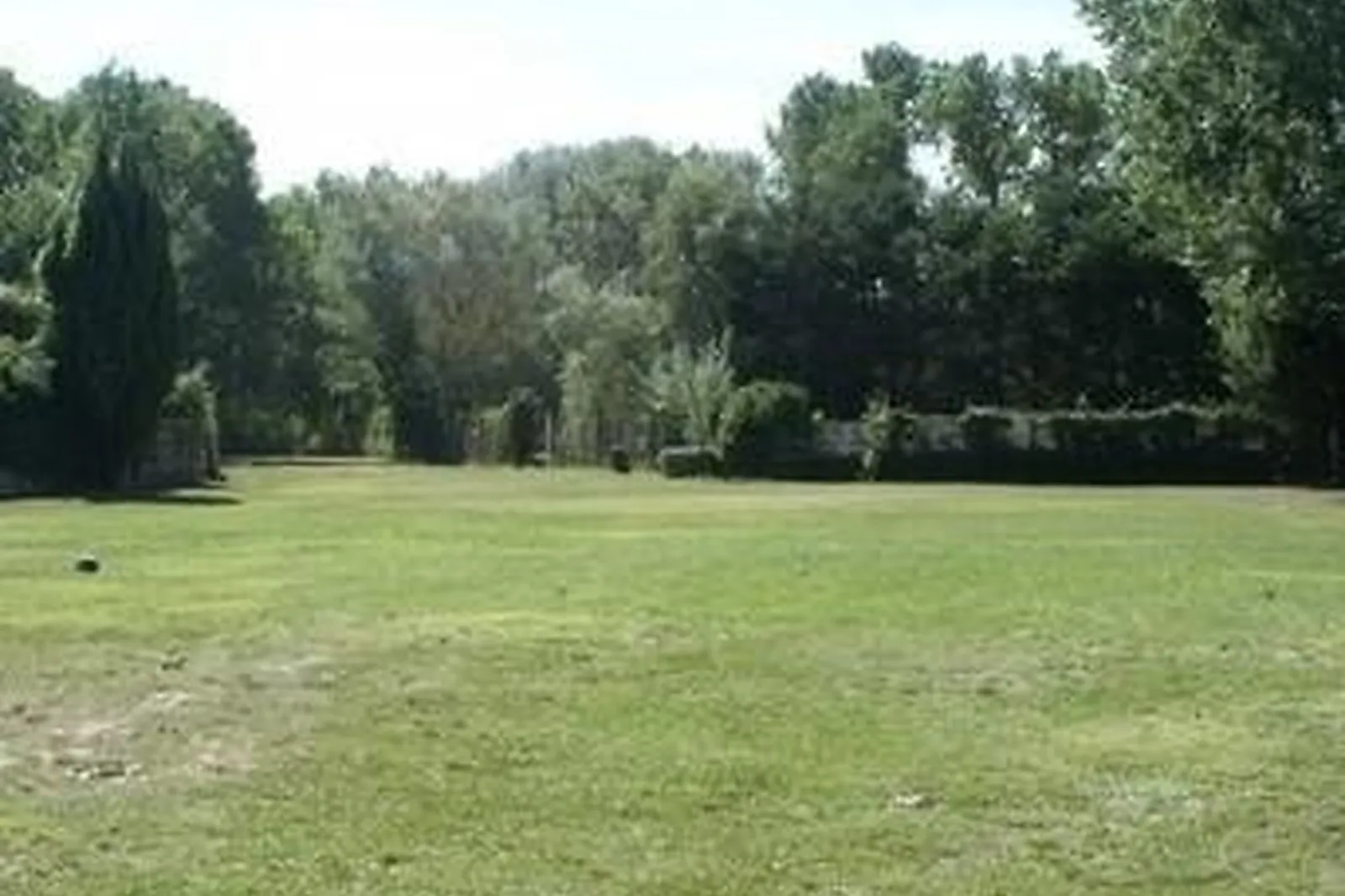 Lieux événementiels, LE FER À CHEVAL DE BEAUCAIRE