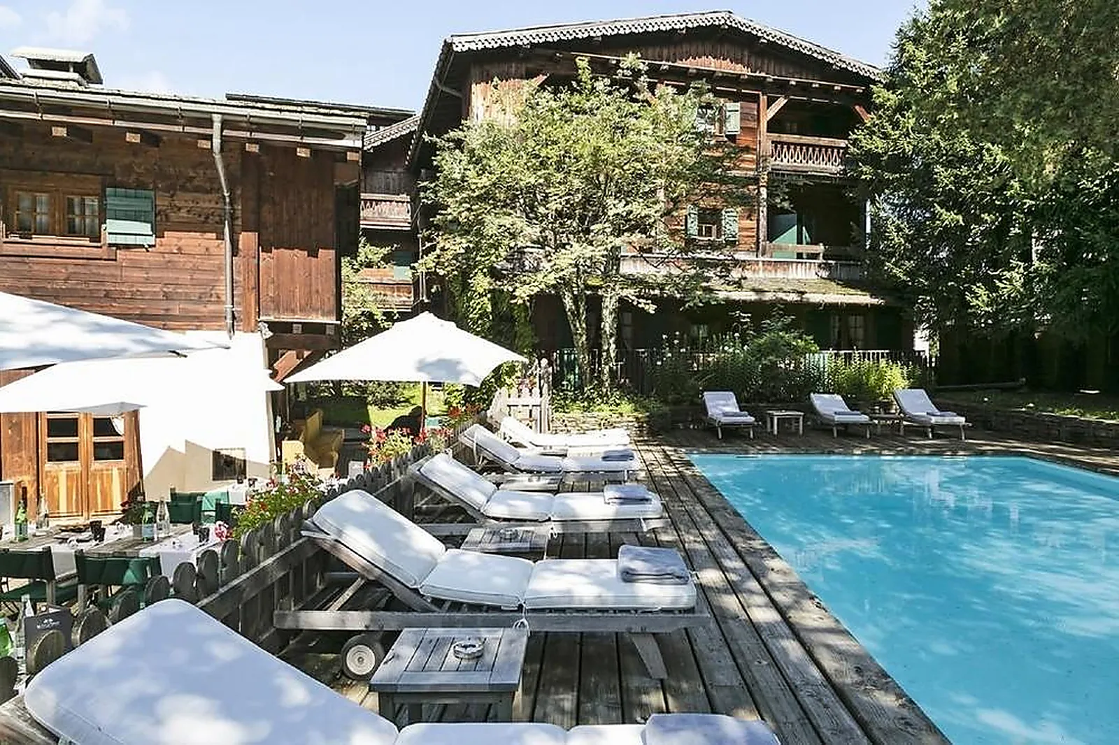 Lieux événementiels, LE FER À CHEVAL DE MEGÈVE