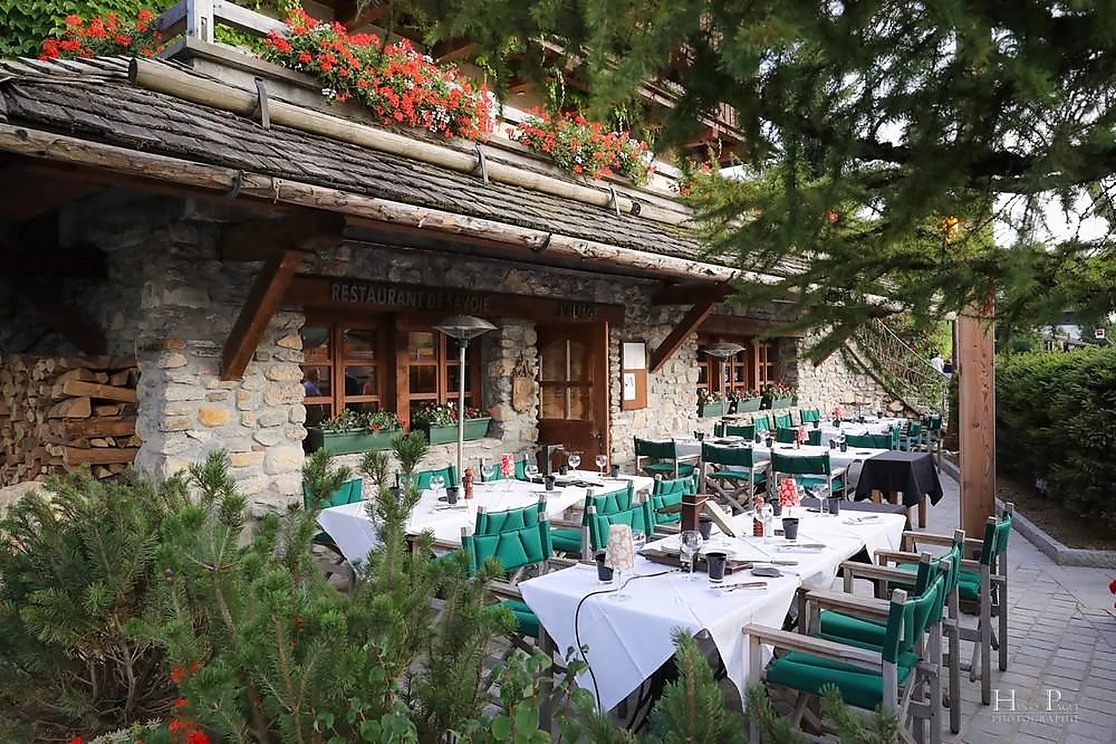 Lieux événementiels, LE FER À CHEVAL DE MEGÈVE