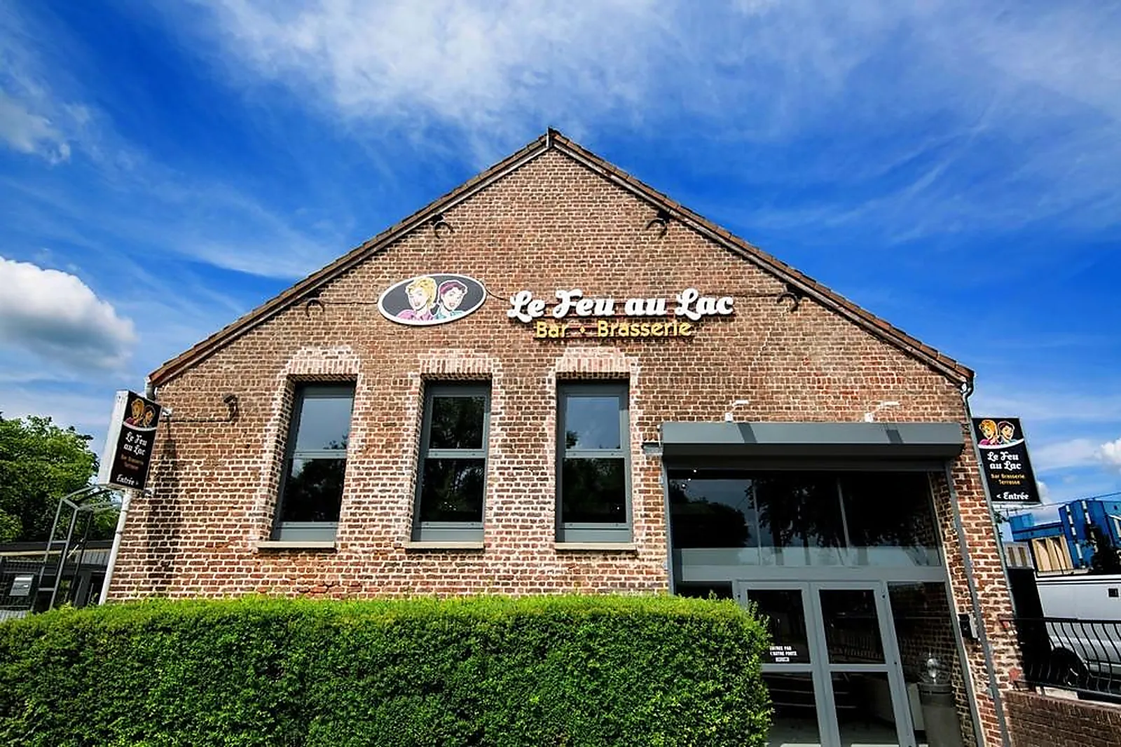 Lieux événementiels, LE FEU AU LAC