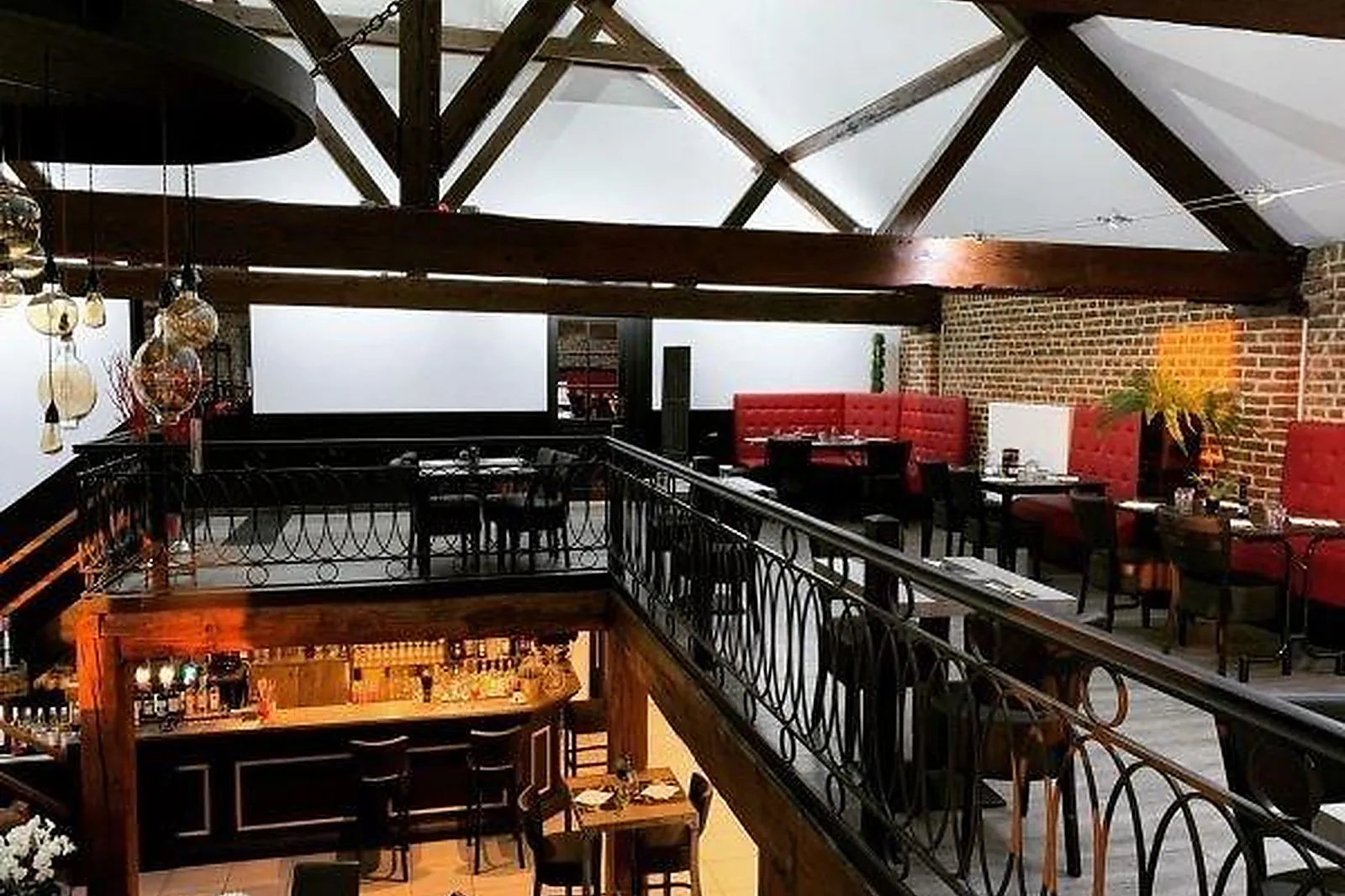 Lieux événementiels, LE FEU AU LAC