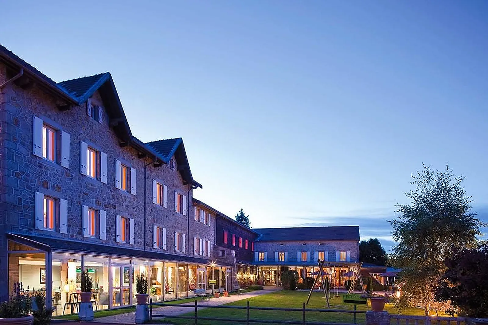 Lieux événementiels, LE FORT DU PRÉ