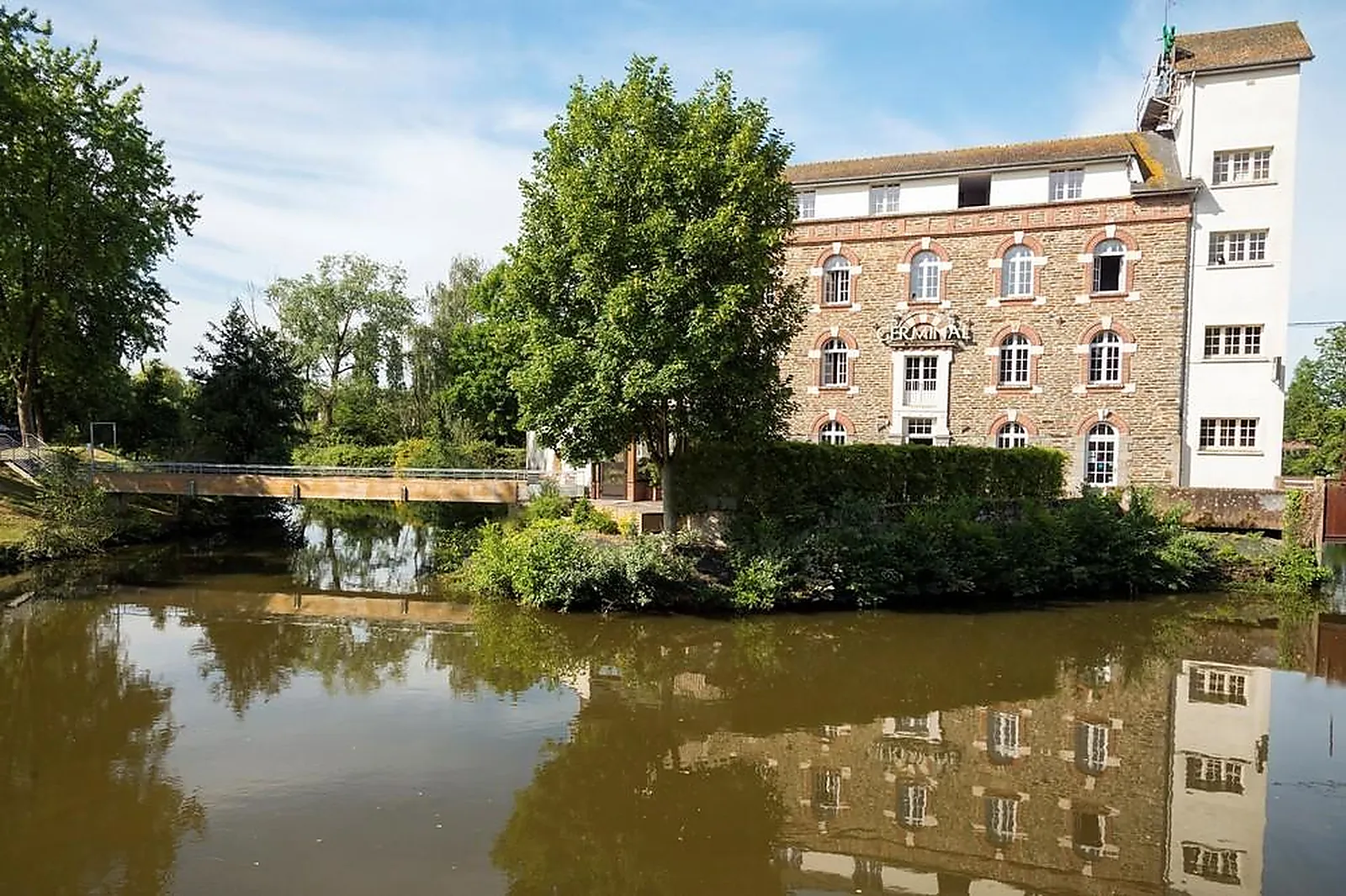 Lieux événementiels, LE GERMINAL