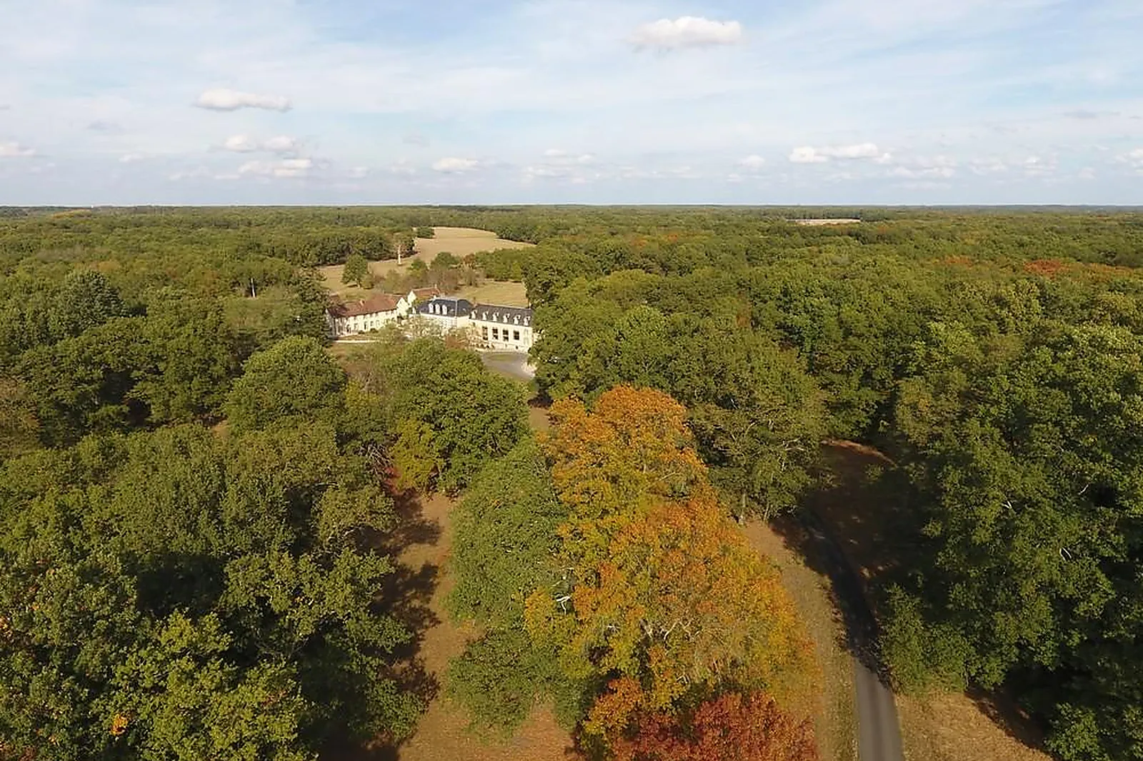 Lieux événementiels, LE GLANDIER