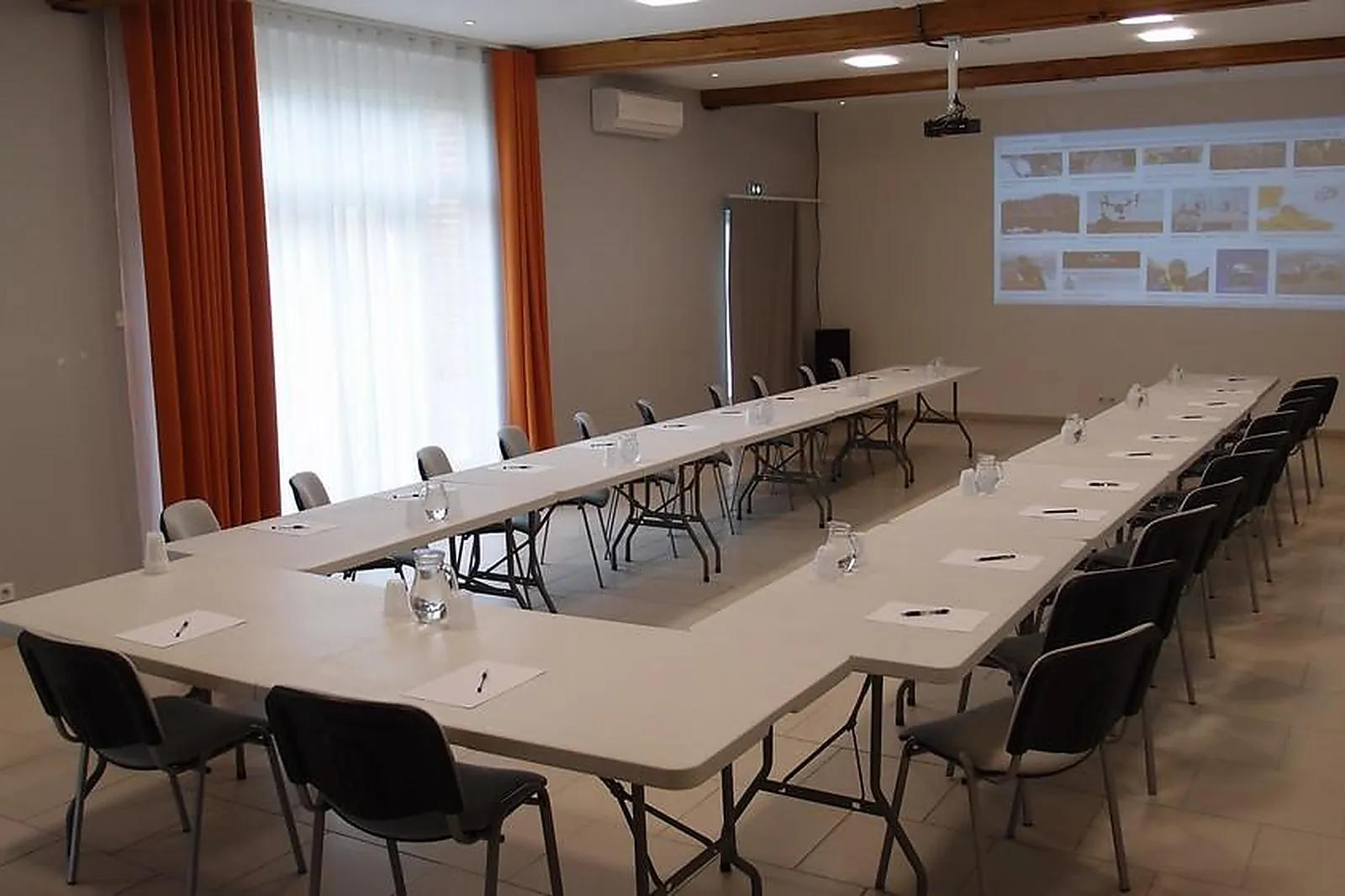 Lieux événementiels, LE GLANDIER