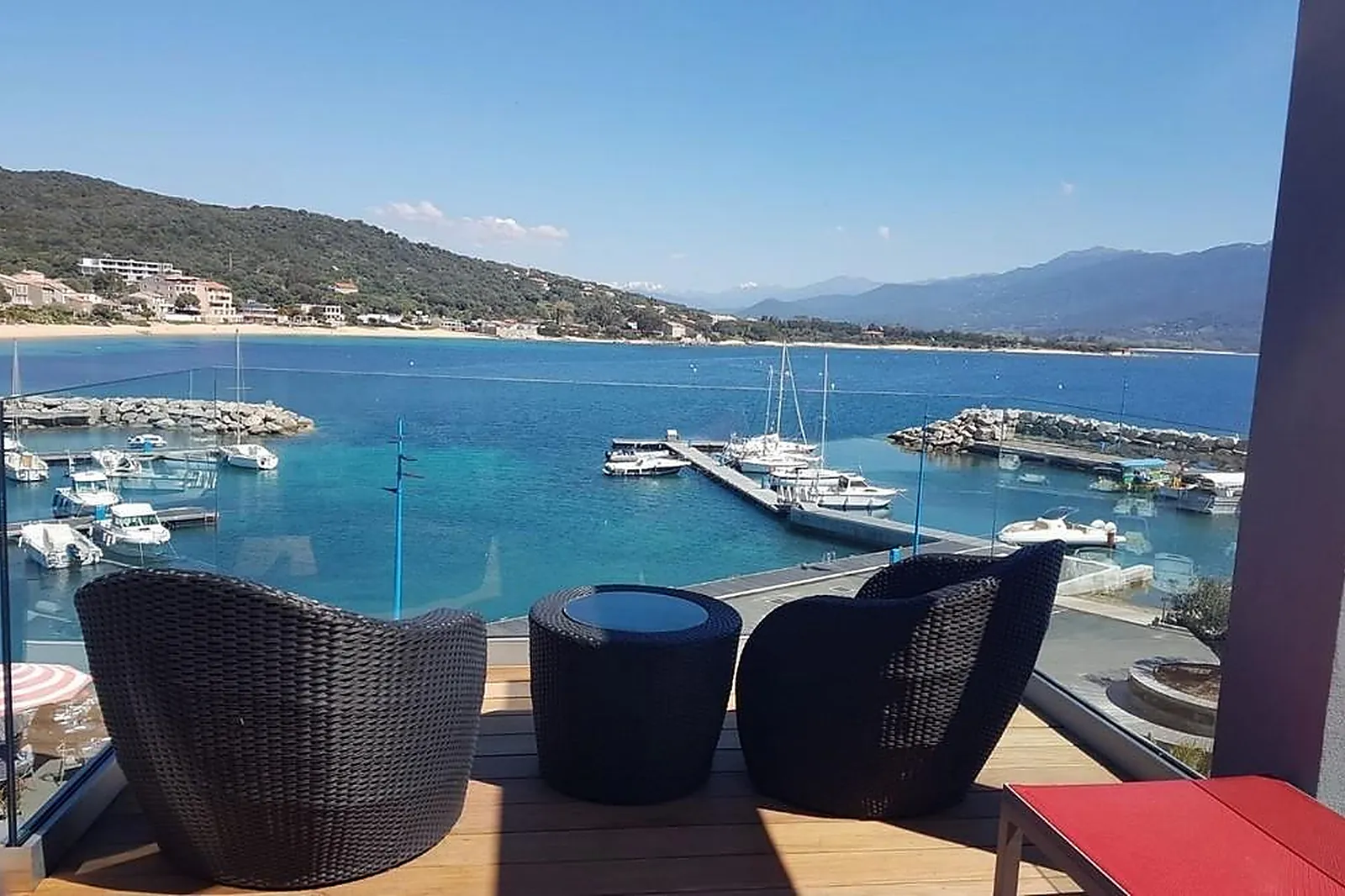 Lieux événementiels, LE GOLFE