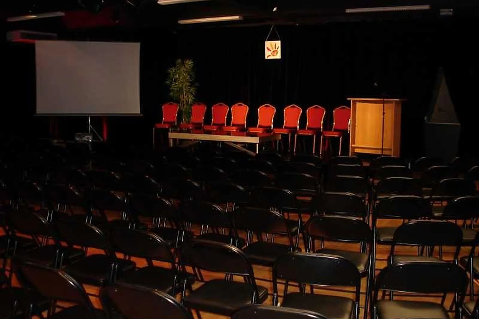 Lieux événementiels, LE GRAIN DE FOLIE