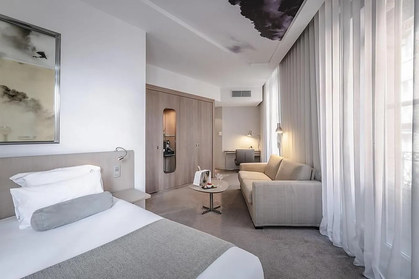 Lieux événementiels, LE GRAND BALCON HÔTEL