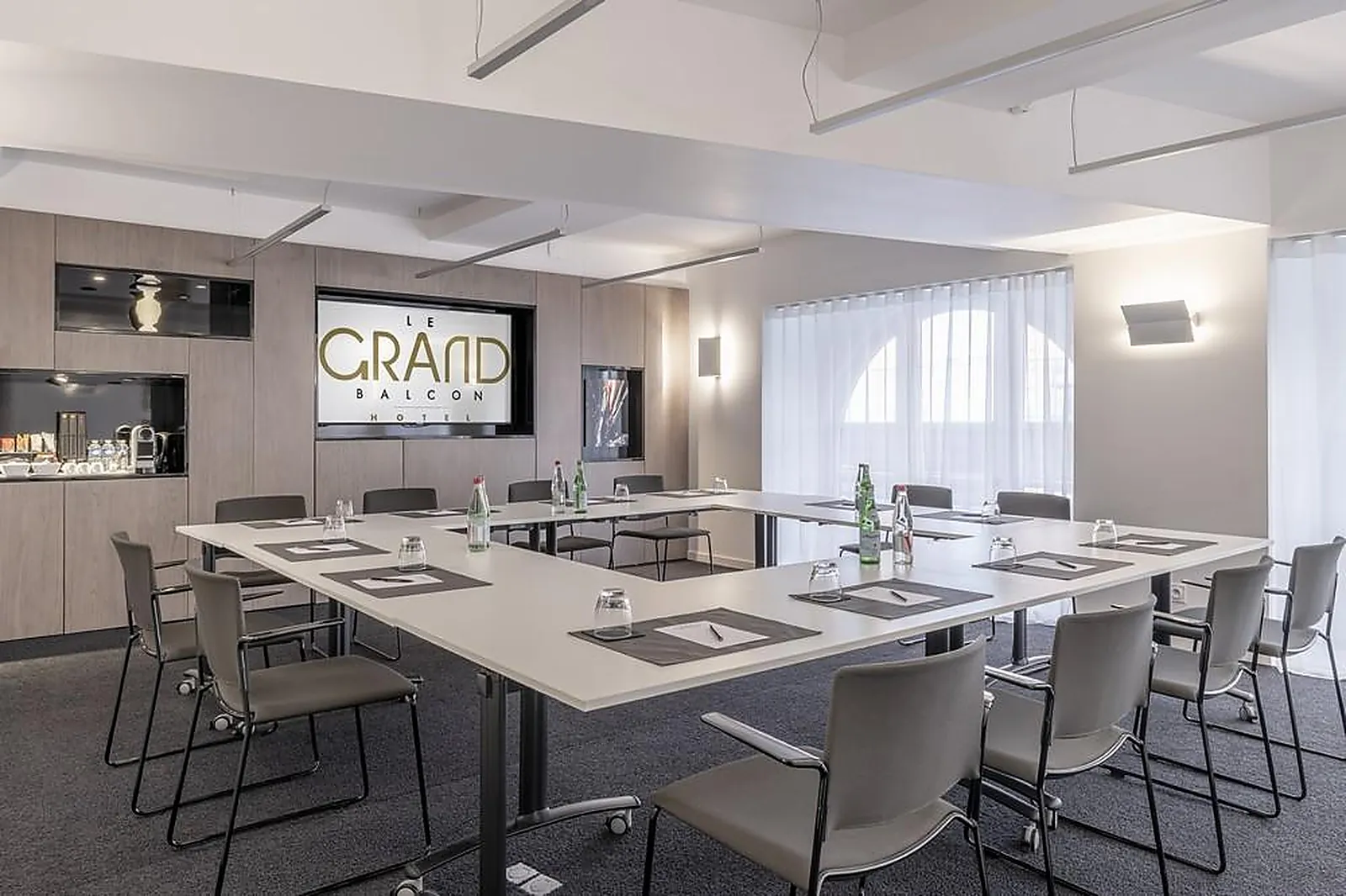 Lieux événementiels, LE GRAND BALCON HÔTEL