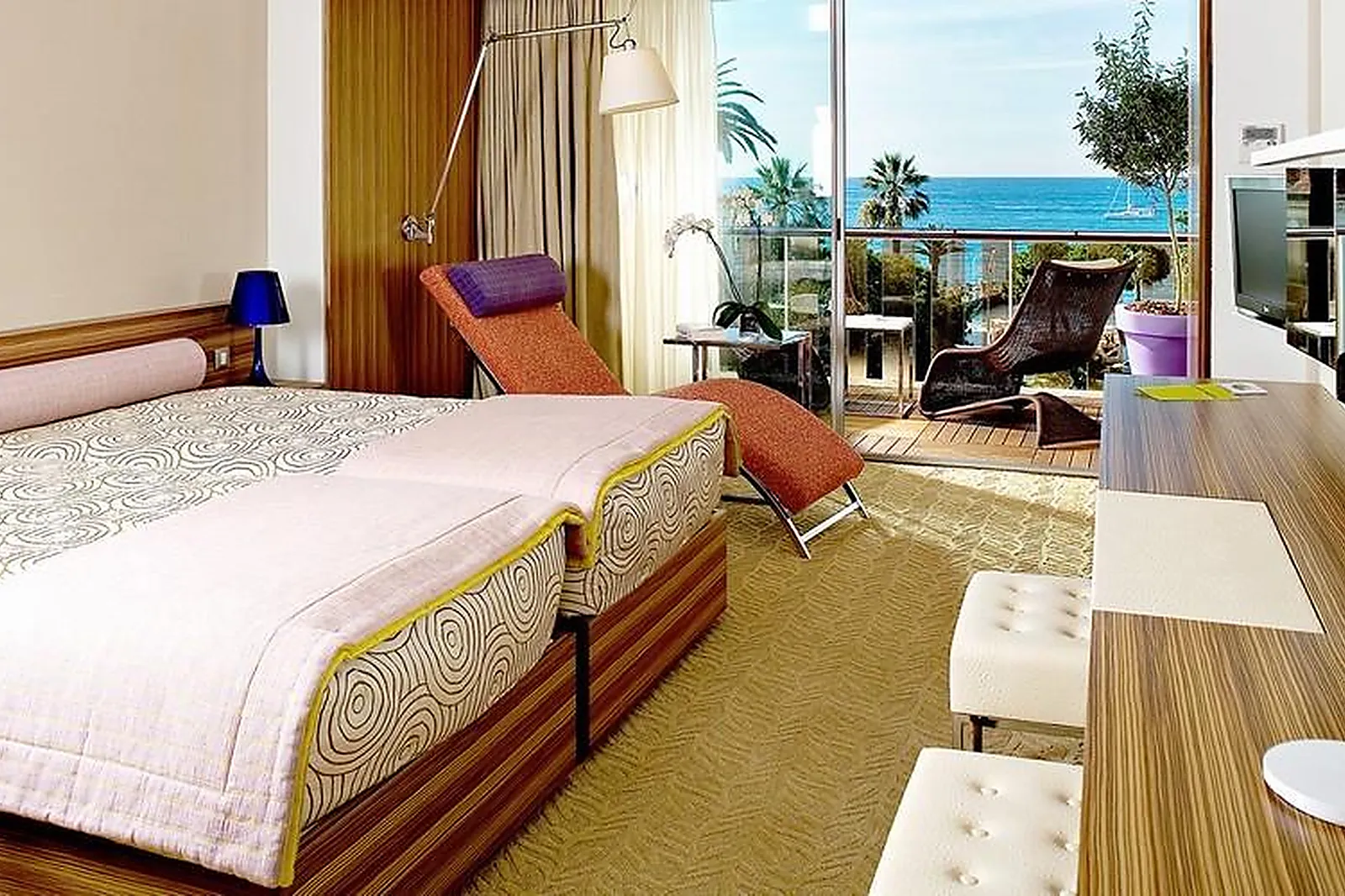 Lieux événementiels, LE GRAND HOTEL