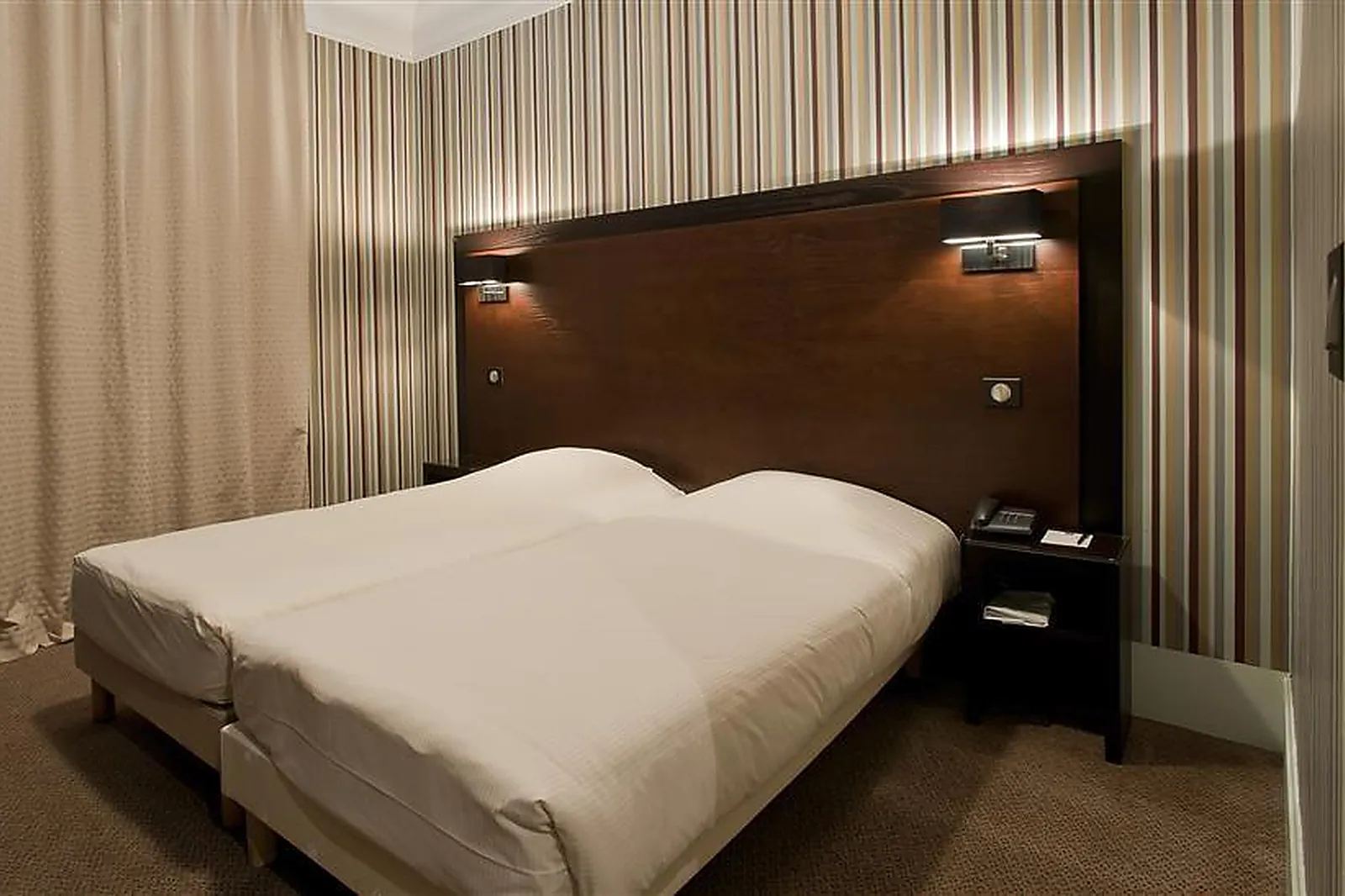 Lieux événementiels, LE GRAND HÔTEL TOURS