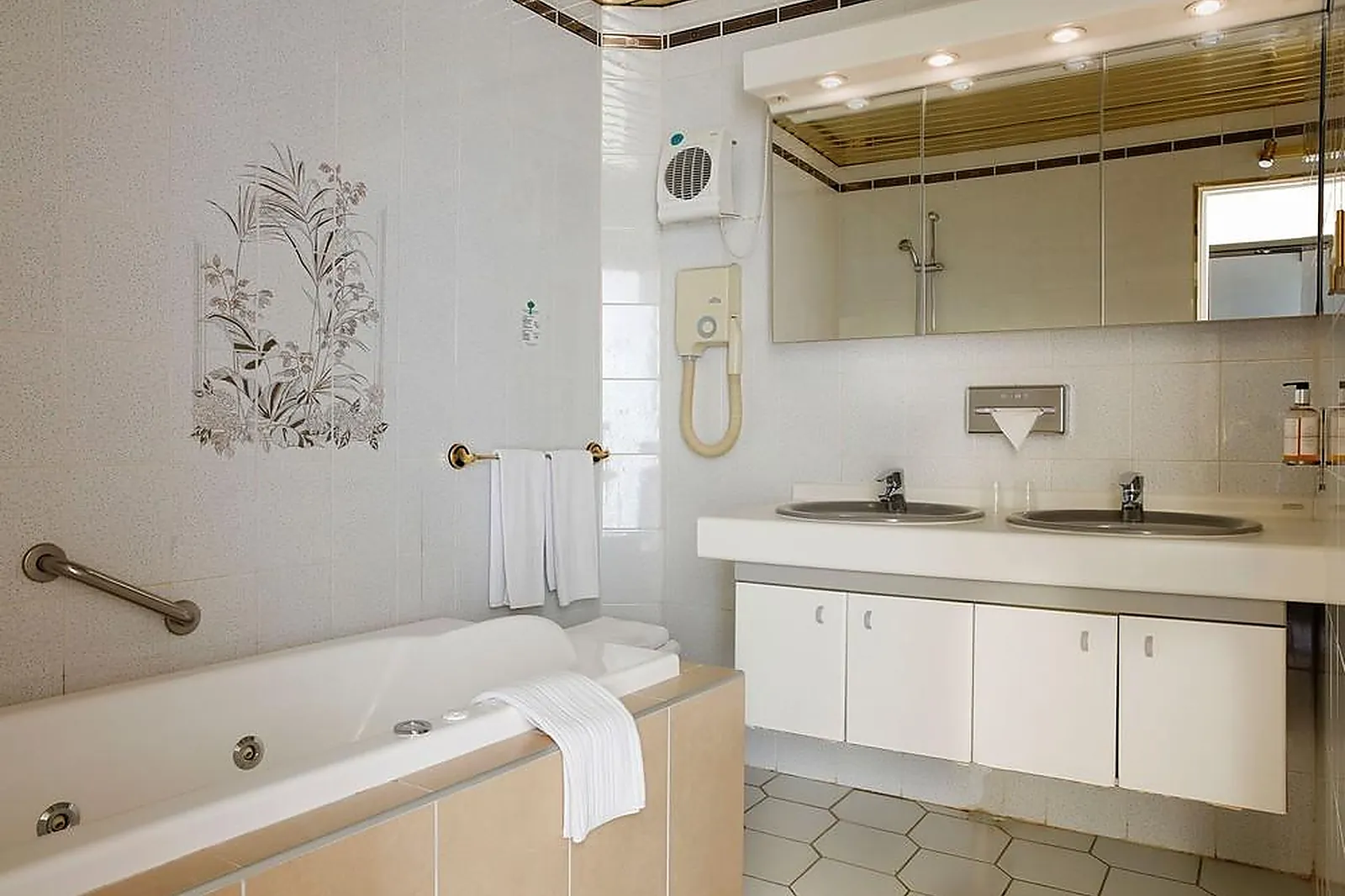 Lieux événementiels, LE GRAND HÔTEL DE VALENCIENNES