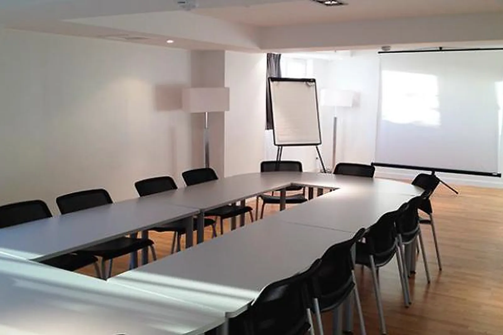 Lieux événementiels, LE GRAND LARGE