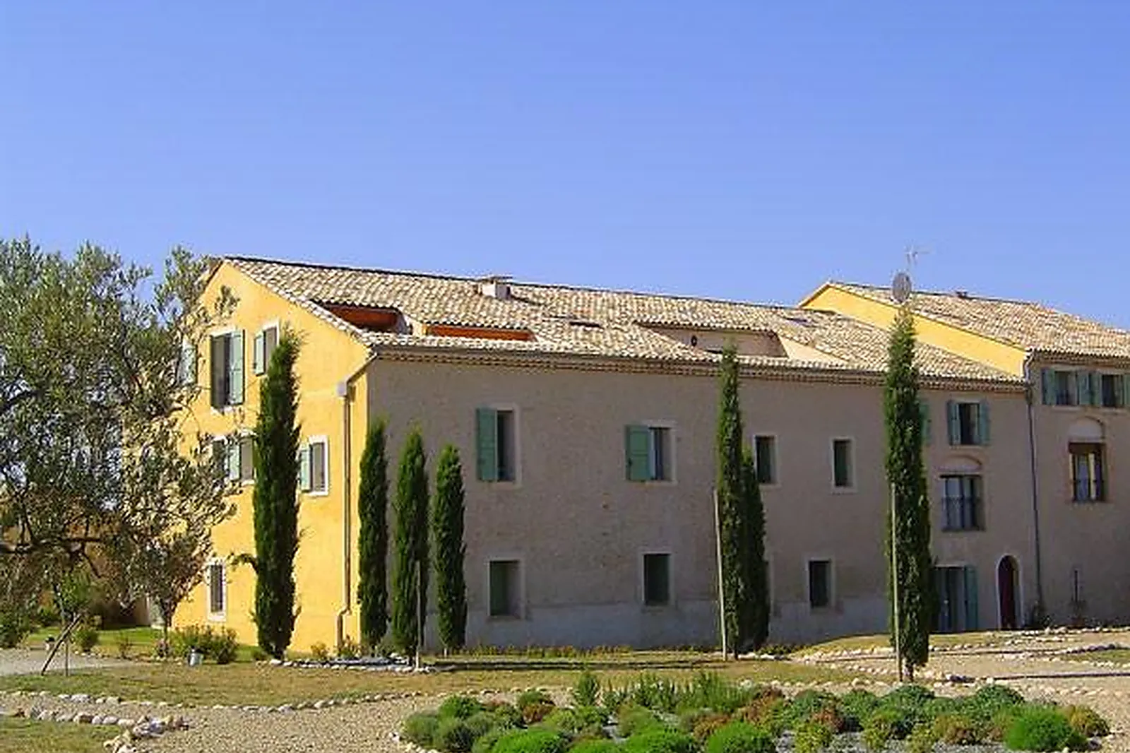 Lieux événementiels, LE GRAND LOGISSON