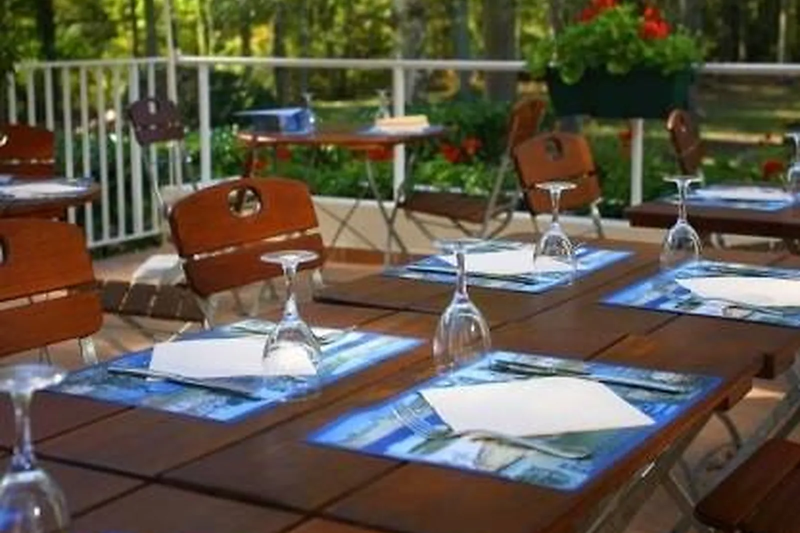 Lieux événementiels, LE GRAND MONARQUE