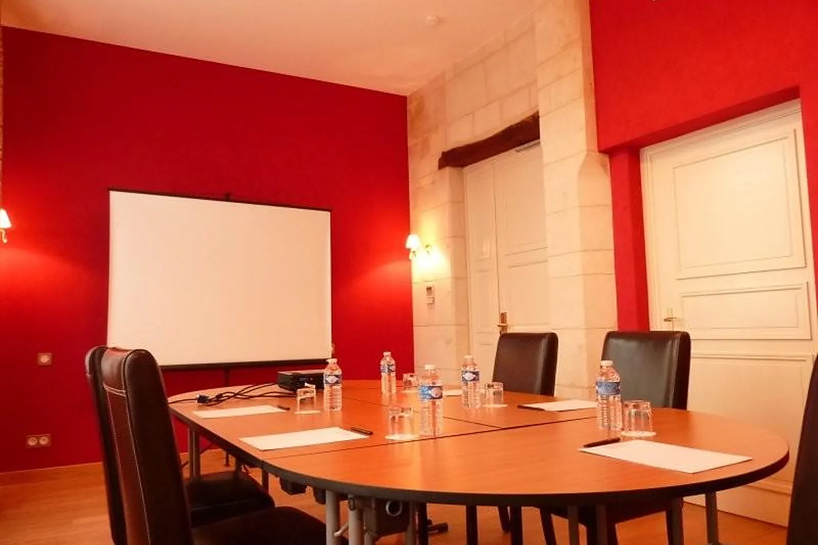 Lieux événementiels, LE GRAND MONARQUE DE AZAY-LE-RIDEAU