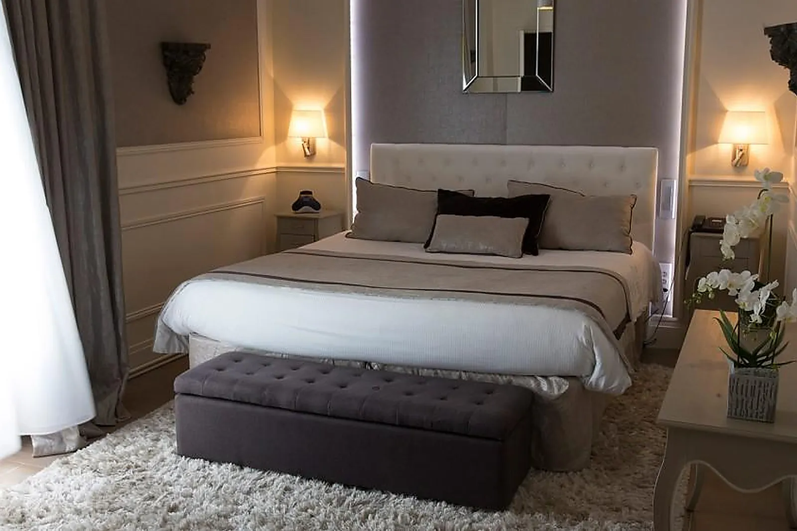 Lieux événementiels, LE GRAND MONARQUE DE CHARTRES