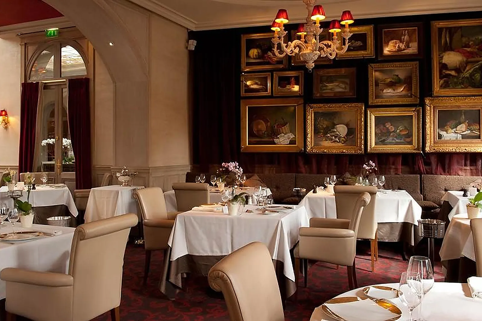 Lieux événementiels, LE GRAND MONARQUE DE CHARTRES