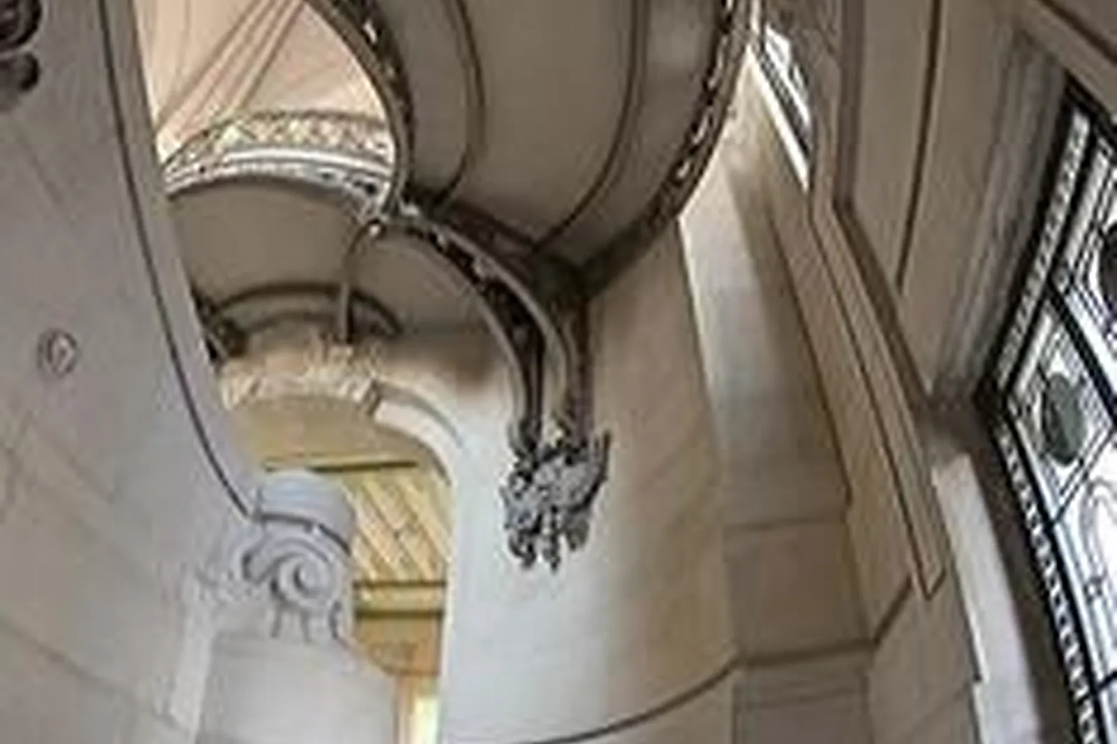 Lieux événementiels, LE GRAND PALAIS