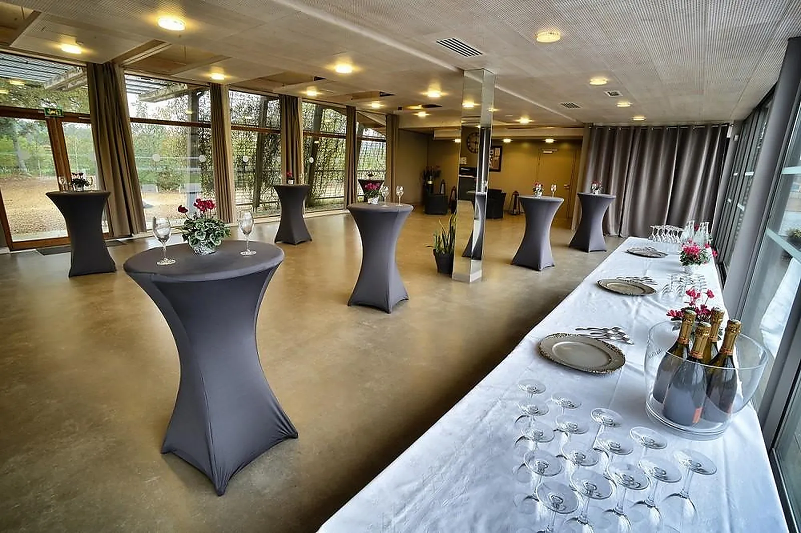 Lieux événementiels, LE GRAND PARQUET