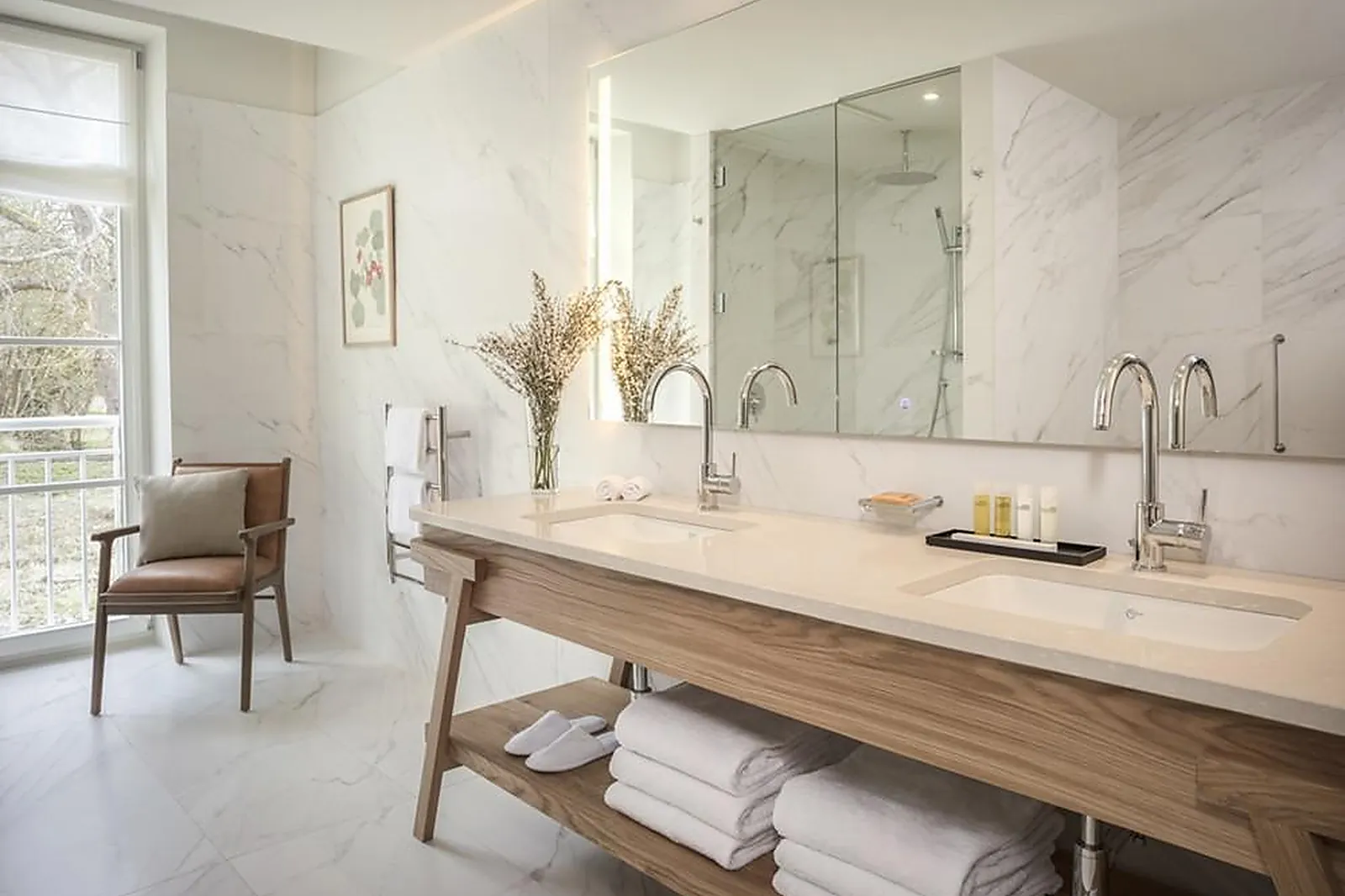 Lieux événementiels, LE GRAND PAVILLON CHANTILLY