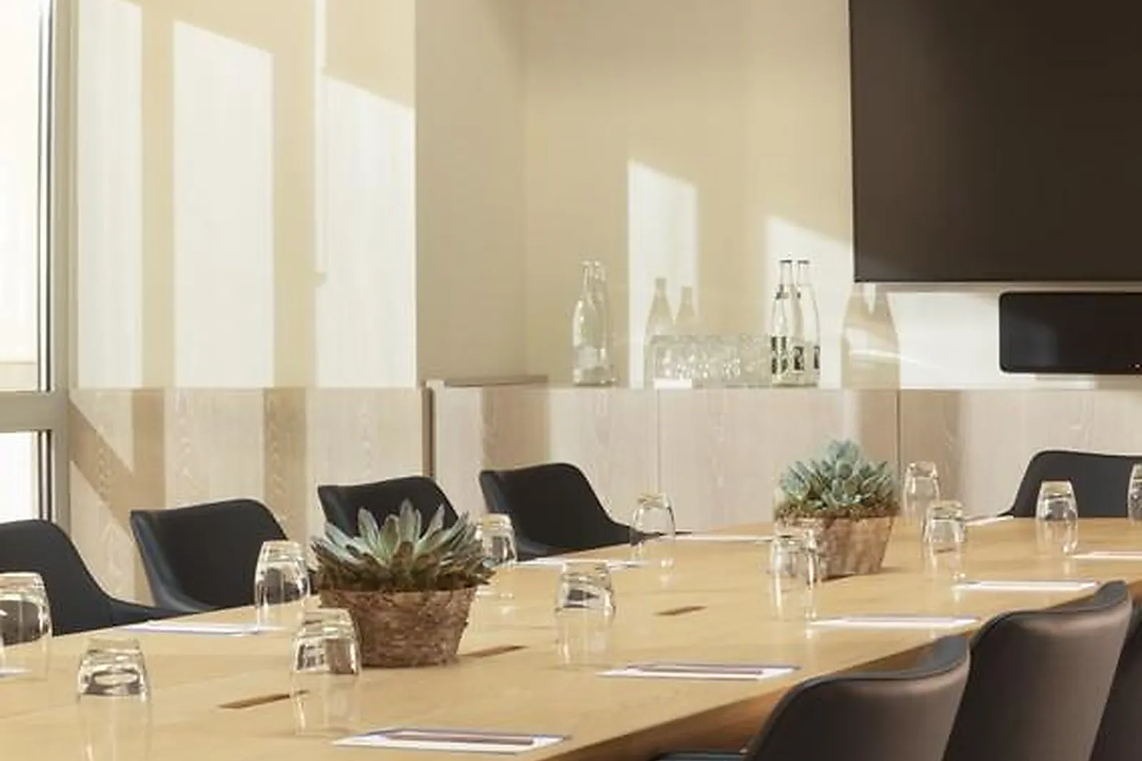 Lieux événementiels, LE GRAND PAVILLON CHANTILLY