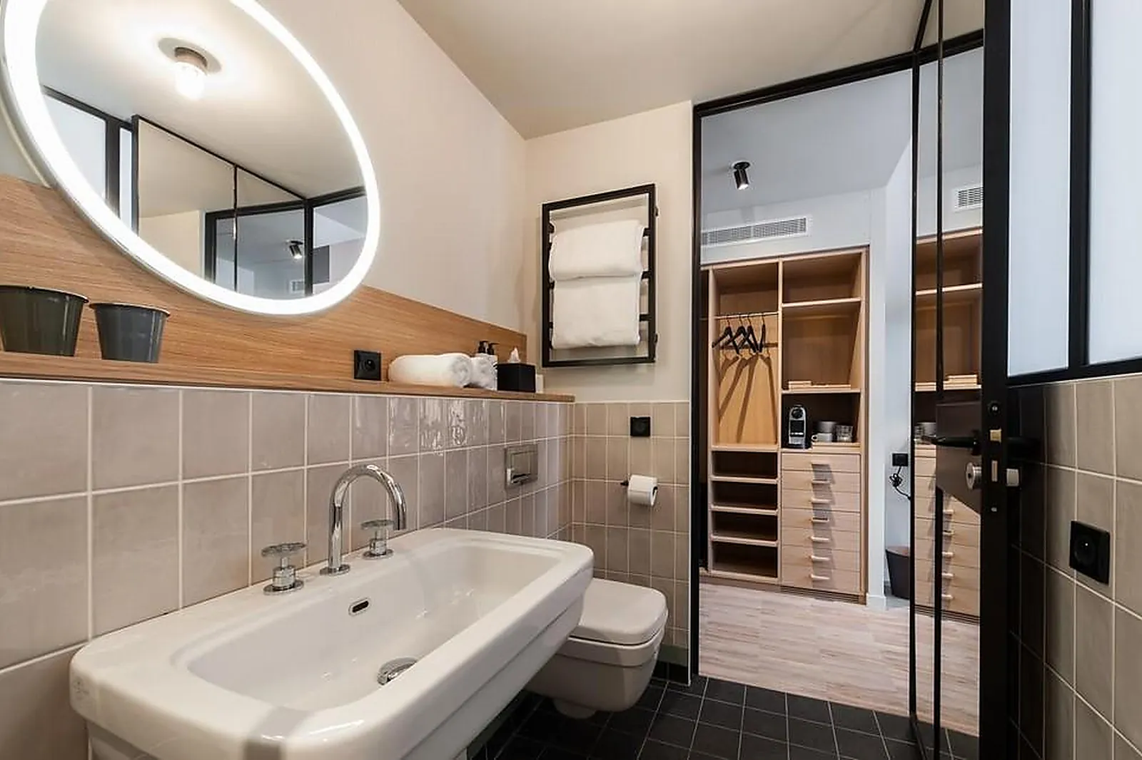 Lieux événementiels, LE GRAND QUARTIER